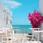 Luxury Naxos Deluxe Triple 150m From St George アパート Naxos City