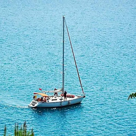 アパート Luxury Naxos Deluxe Triple 150m From St George *